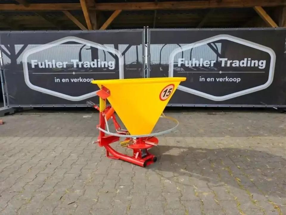 Jarmet Salzstreuer / Düngerstreuer 200 Liter für Kleintraktor - Машина за разпръскване на сол/ Пясък: снимка 1 Jarmet Salzstreuer / Düngerstreuer 200 Liter für Kleintraktor - Машина за разпръскване на сол/ Пясък: снимка 1