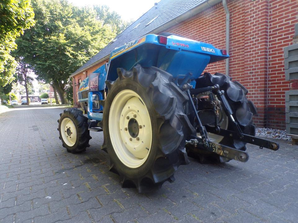 Малък трактор Kleintraktor Iseki TU217: снимка 6 Малък трактор Kleintraktor Iseki TU217: снимка 6
