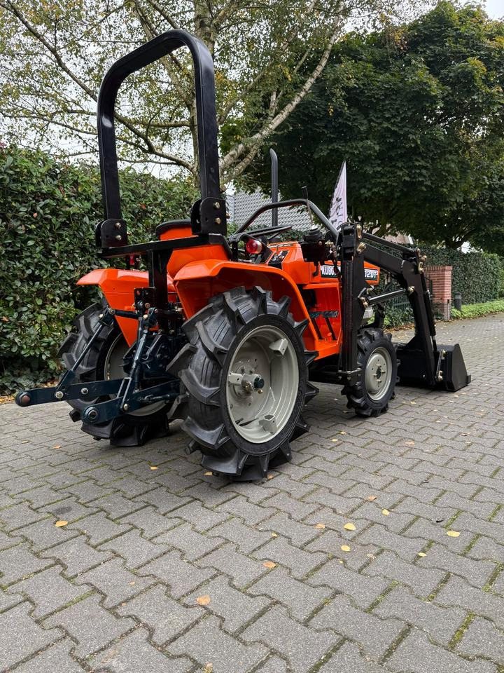Kleintraktor Kubota B1502DT mit Frontlader ab 125 € pro Monat. - Малък трактор: снимка 5 Kleintraktor Kubota B1502DT mit Frontlader ab 125 € pro Monat. - Малък трактор: снимка 5