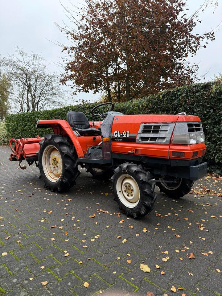 Kleintraktor Kubota GL-21 - Малък трактор: снимка 2 Kleintraktor Kubota GL-21 - Малък трактор: снимка 2