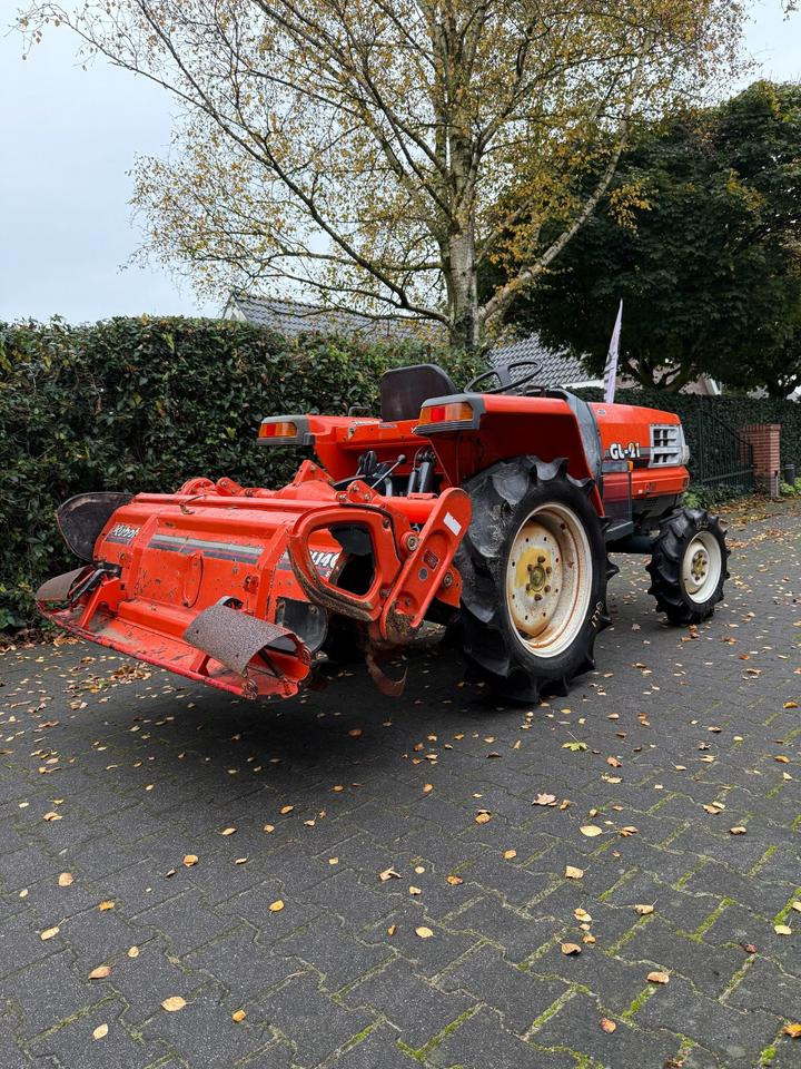 Kleintraktor Kubota GL-21 - Малък трактор: снимка 3 Kleintraktor Kubota GL-21 - Малък трактор: снимка 3