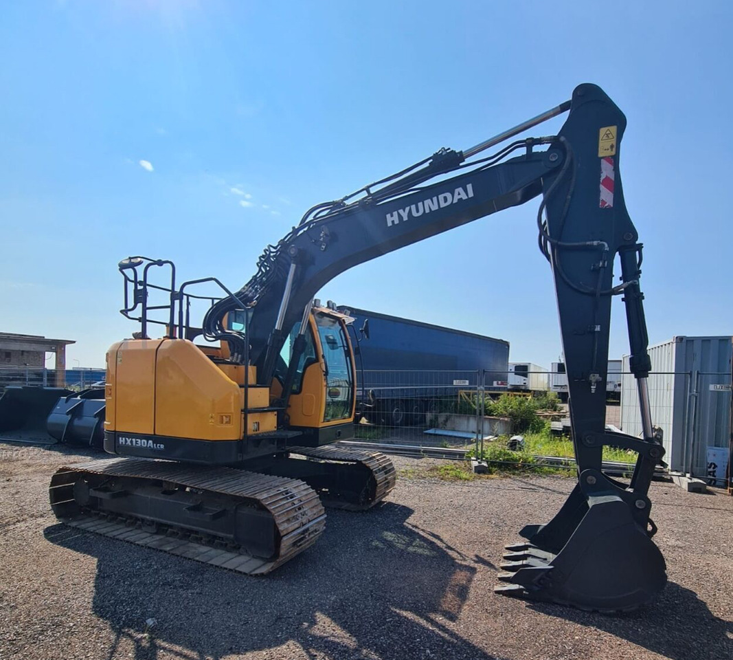 HYUNDAI HX130ALCR - Верижен багер: снимка 3 HYUNDAI HX130ALCR - Верижен багер: снимка 3