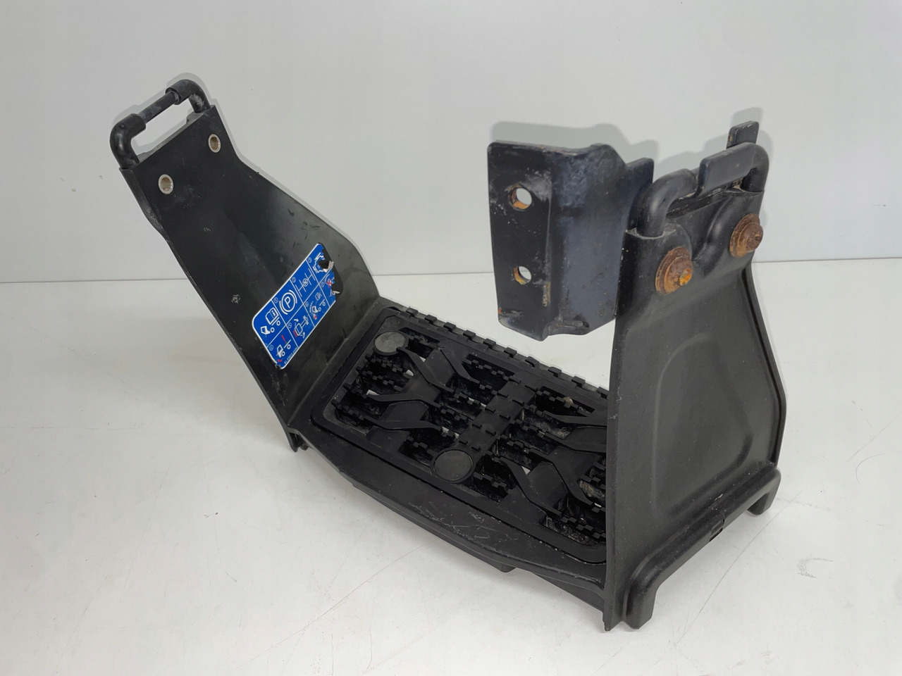 DOLNY STOPIEŃ STOPNICA MAN TG3 TGX TGS 3 81615016003 - Cтъпало за Камион: снимка 3 DOLNY STOPIEŃ STOPNICA MAN TG3 TGX TGS 3 81615016003 - Cтъпало за Камион: снимка 3