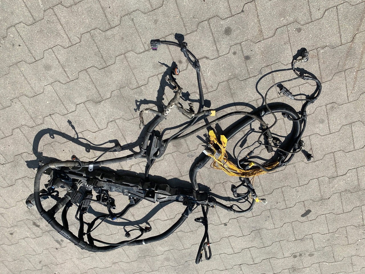 INSTALACJA SILNIKA MAN TGX TGS EURO 6 D2676 LF26 - Двигател и части за Камион: снимка 2 INSTALACJA SILNIKA MAN TGX TGS EURO 6 D2676 LF26 - Двигател и части за Камион: снимка 2