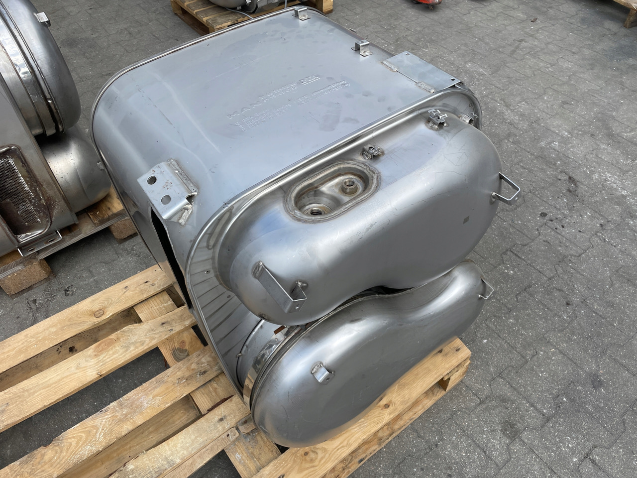 KATALIZATOR MAN TGX TGS EURO 6 DPF TŁUMIK WYDECH 81151036132 - Изпускателна тръба за Камион: снимка 3 KATALIZATOR MAN TGX TGS EURO 6 DPF TŁUMIK WYDECH 81151036132 - Изпускателна тръба за Камион: снимка 3