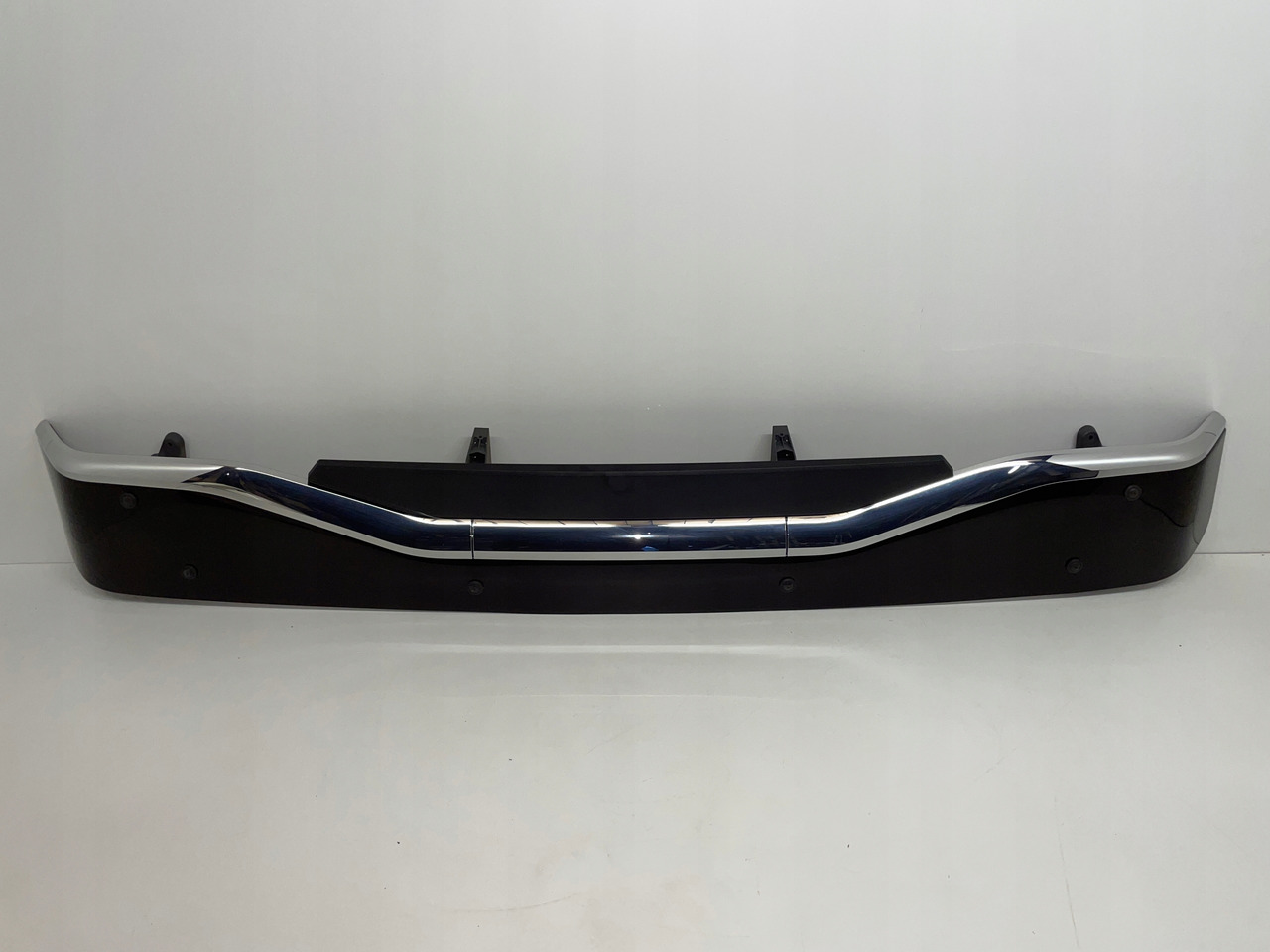 KOMPLETNA ORYGINALNA BLENDA OSŁONA PRZECIWSŁONECZNA MAN TG3 TGX 3 TGX-3 - Слънцезащитна козирка за Камион: снимка 3 KOMPLETNA ORYGINALNA BLENDA OSŁONA PRZECIWSŁONECZNA MAN TG3 TGX 3 TGX-3 - Слънцезащитна козирка за Камион: снимка 3