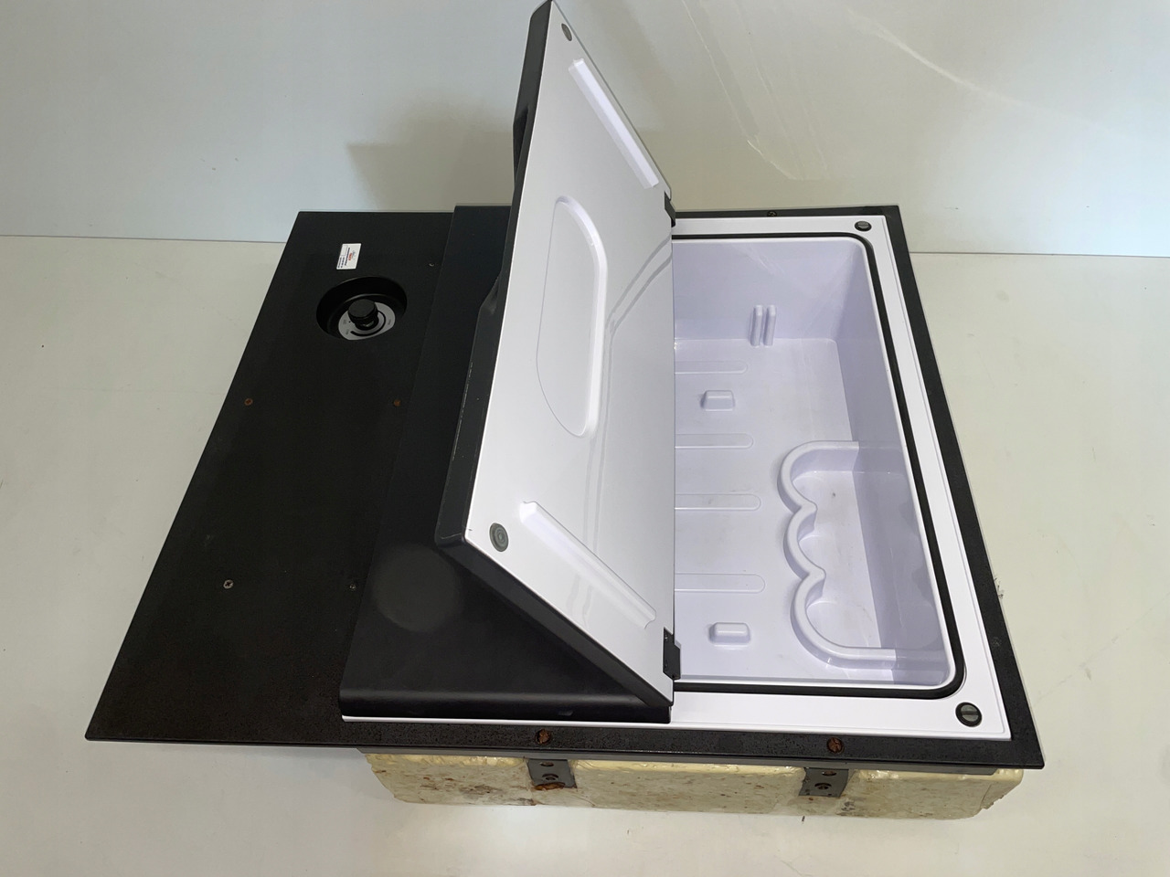 LODÓWKA RENAULT GAMA T RANGE P7484581543/2 - Кабина и интериор за Камион: снимка 4 LODÓWKA RENAULT GAMA T RANGE P7484581543/2 - Кабина и интериор за Камион: снимка 4