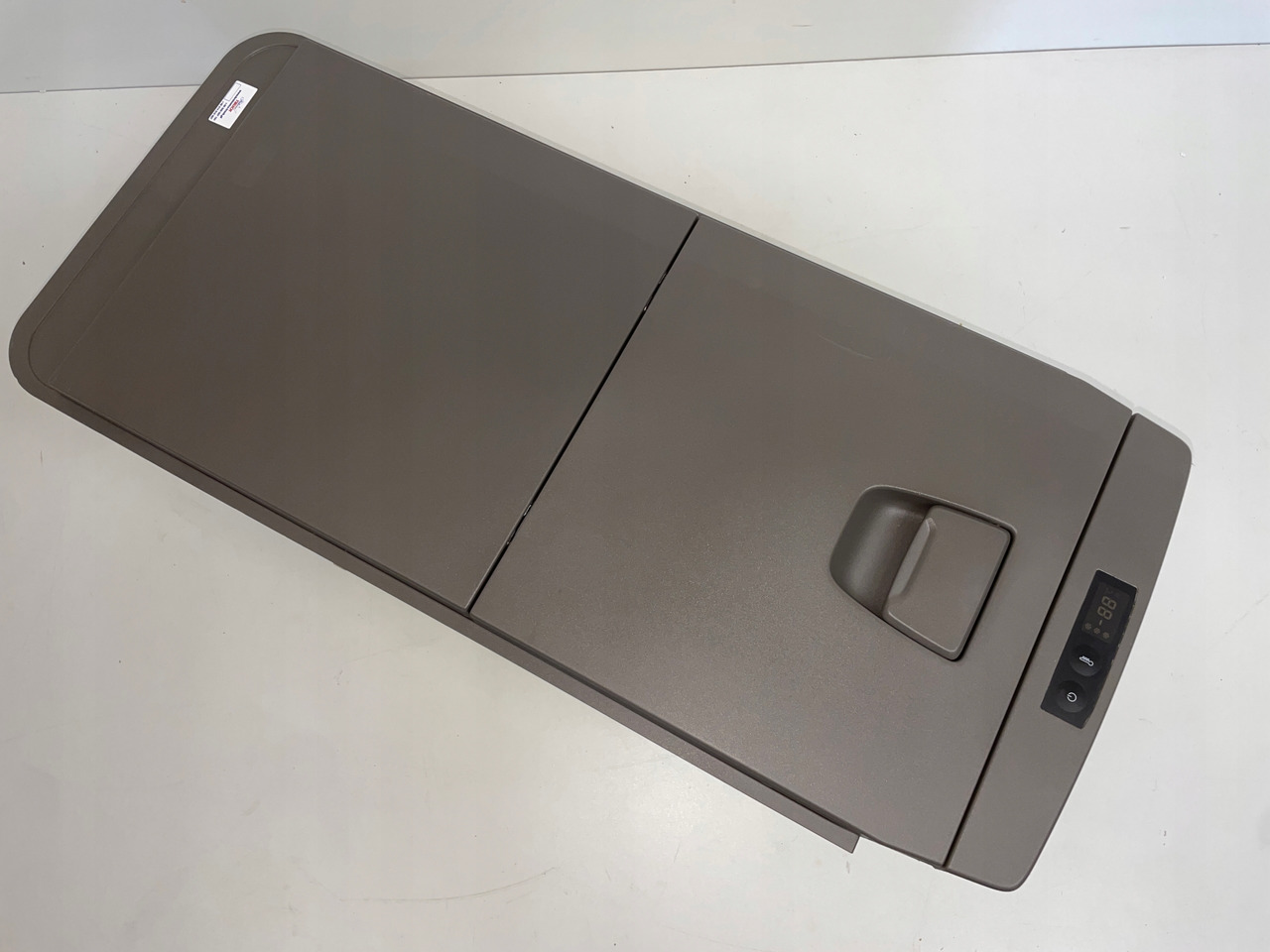 LODÓWKA SCANIA R S EURO 6 2706544 - Кабина и интериор за Камион: снимка 2 LODÓWKA SCANIA R S EURO 6 2706544 - Кабина и интериор за Камион: снимка 2