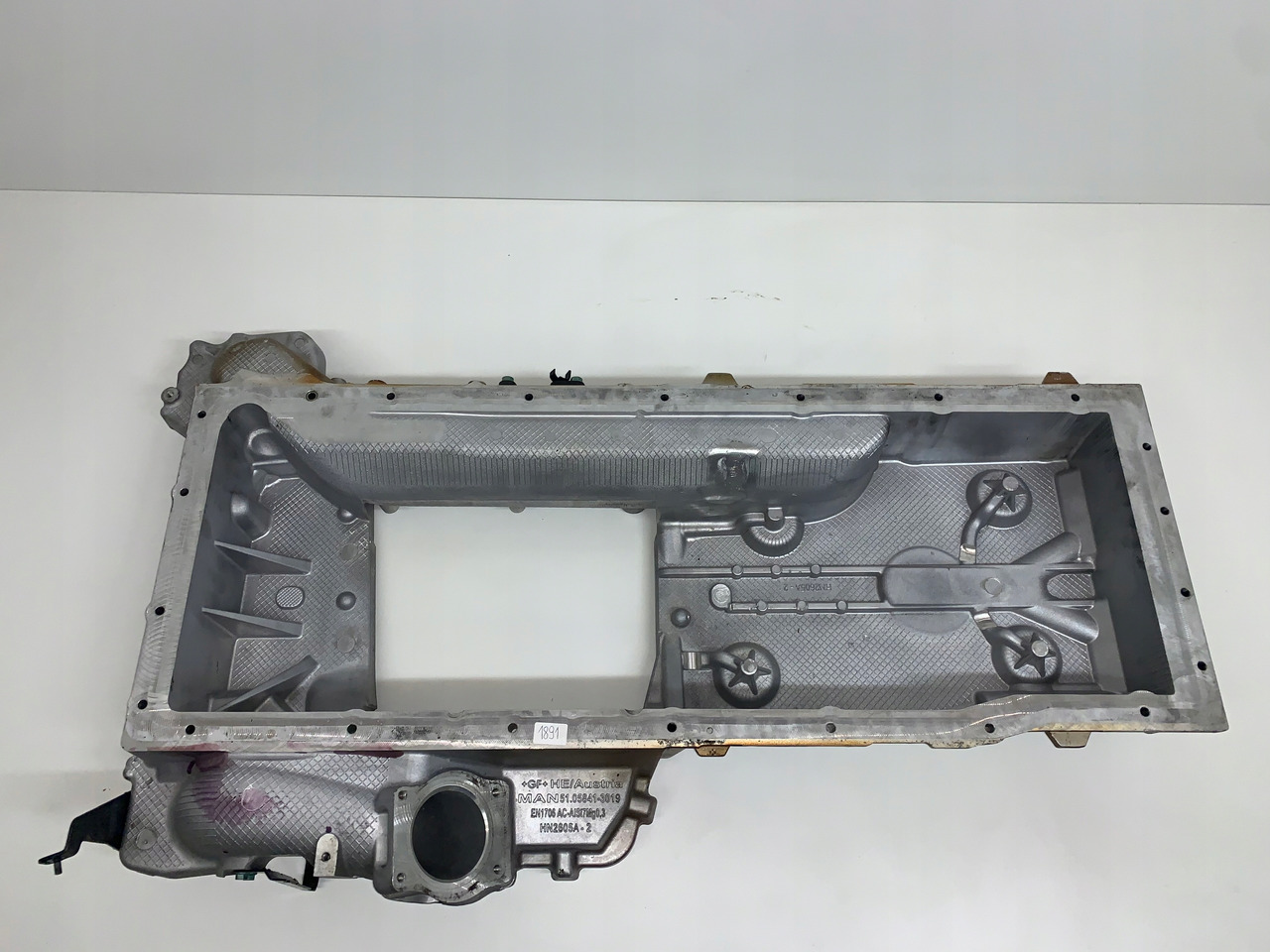 MISKA OLEJOWA MAN TGX TGS EURO 6 E 6 - Маслена вана за Камион: снимка 3 MISKA OLEJOWA MAN TGX TGS EURO 6 E 6 - Маслена вана за Камион: снимка 3