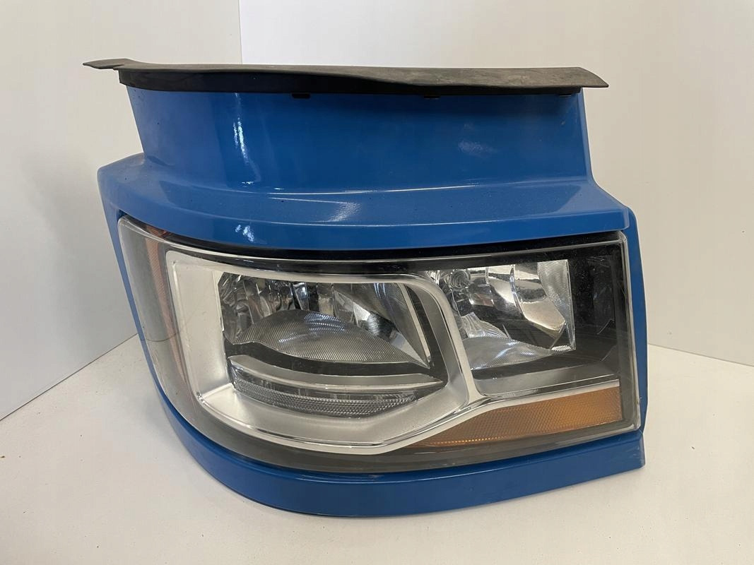 PRAWY REFLEKTOR SCANIA S NAKŁADKA OSŁONA LAMPY - Преден фар за Камион: снимка 1 PRAWY REFLEKTOR SCANIA S NAKŁADKA OSŁONA LAMPY - Преден фар за Камион: снимка 1