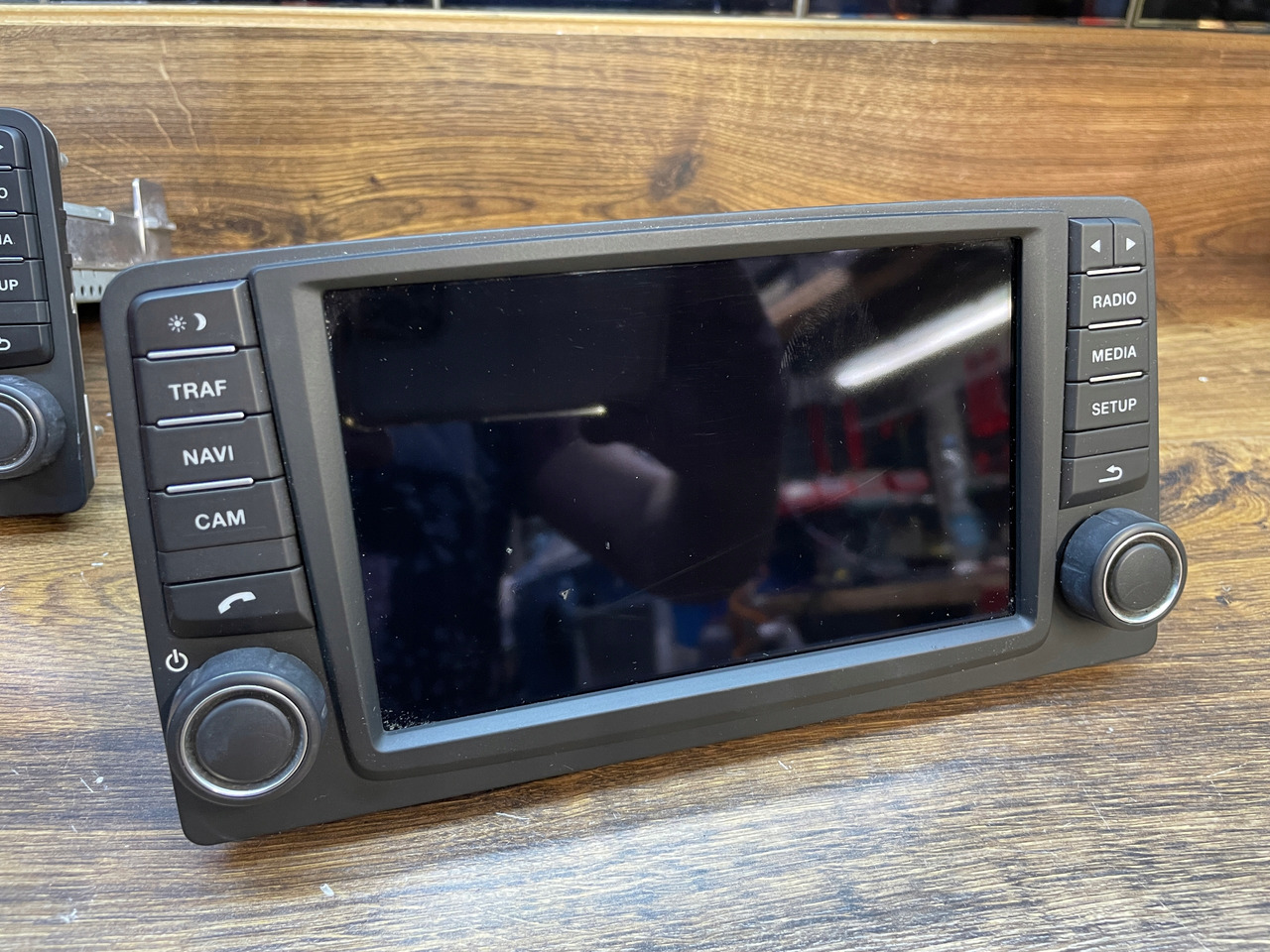 RADIO NAWIGACJA MAN TGS TGX EURO 6 81281006043 - Навигационна система за Камион: снимка 2 RADIO NAWIGACJA MAN TGS TGX EURO 6 81281006043 - Навигационна система за Камион: снимка 2