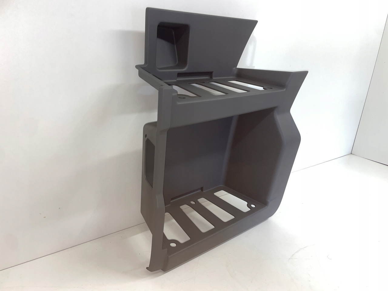 STOPNICA DOLNY STOPIEŃ MAN TGX TGX3 TG-3 81615200075 - Cтъпало за Камион: снимка 2 STOPNICA DOLNY STOPIEŃ MAN TGX TGX3 TG-3 81615200075 - Cтъпало за Камион: снимка 2