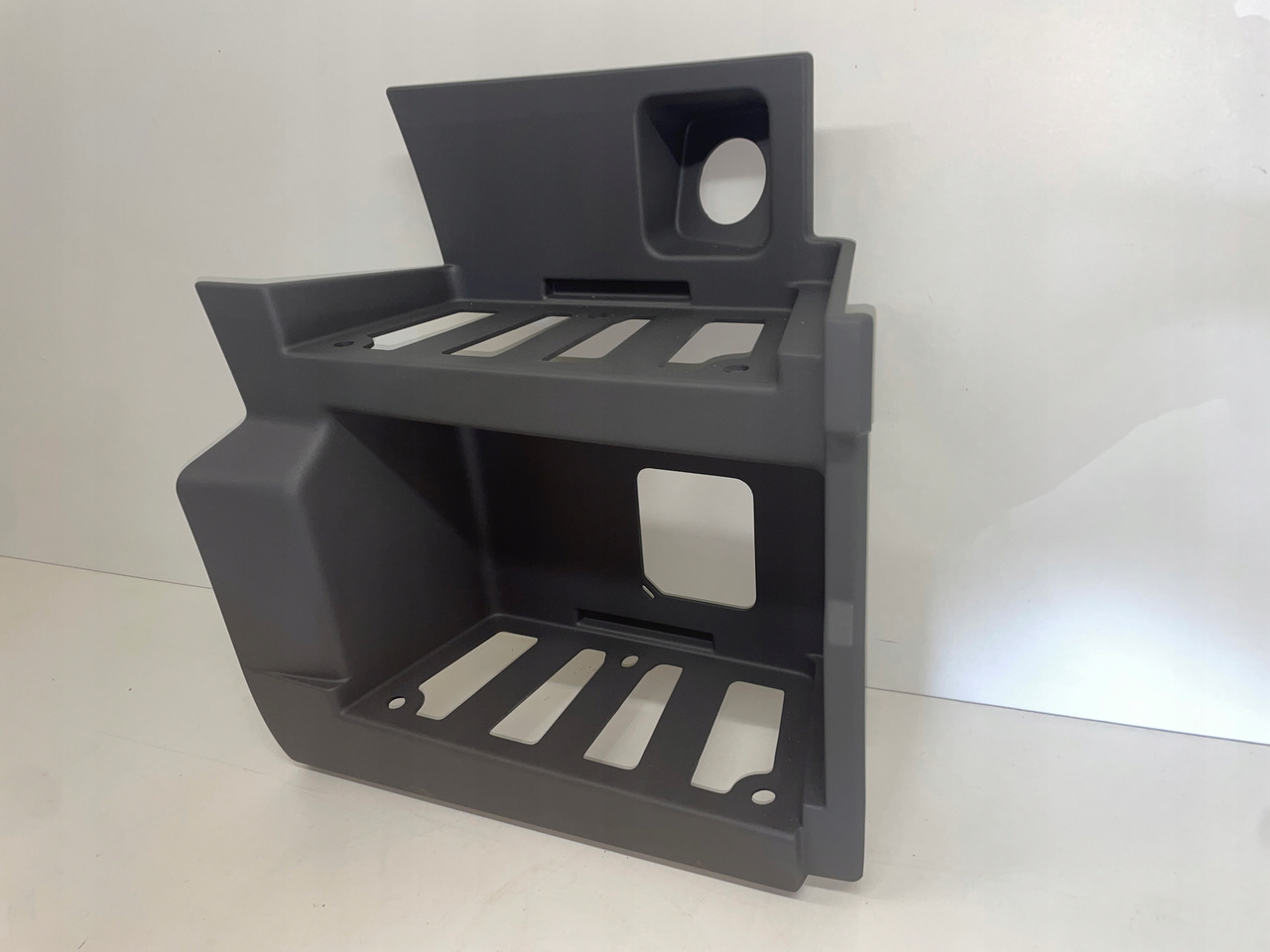 STOPNICA DOLNY STOPIEŃ PRAWY MAN TGS TGXS TG-3 81615200092 - Cтъпало за Камион: снимка 3 STOPNICA DOLNY STOPIEŃ PRAWY MAN TGS TGXS TG-3 81615200092 - Cтъпало за Камион: снимка 3