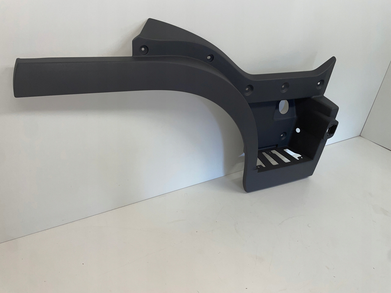 STOPNICA STOPIEŃ MAN TGL TGM TG3 TGL3 TGM3 81615200230 - Cтъпало за Камион: снимка 2 STOPNICA STOPIEŃ MAN TGL TGM TG3 TGL3 TGM3 81615200230 - Cтъпало за Камион: снимка 2