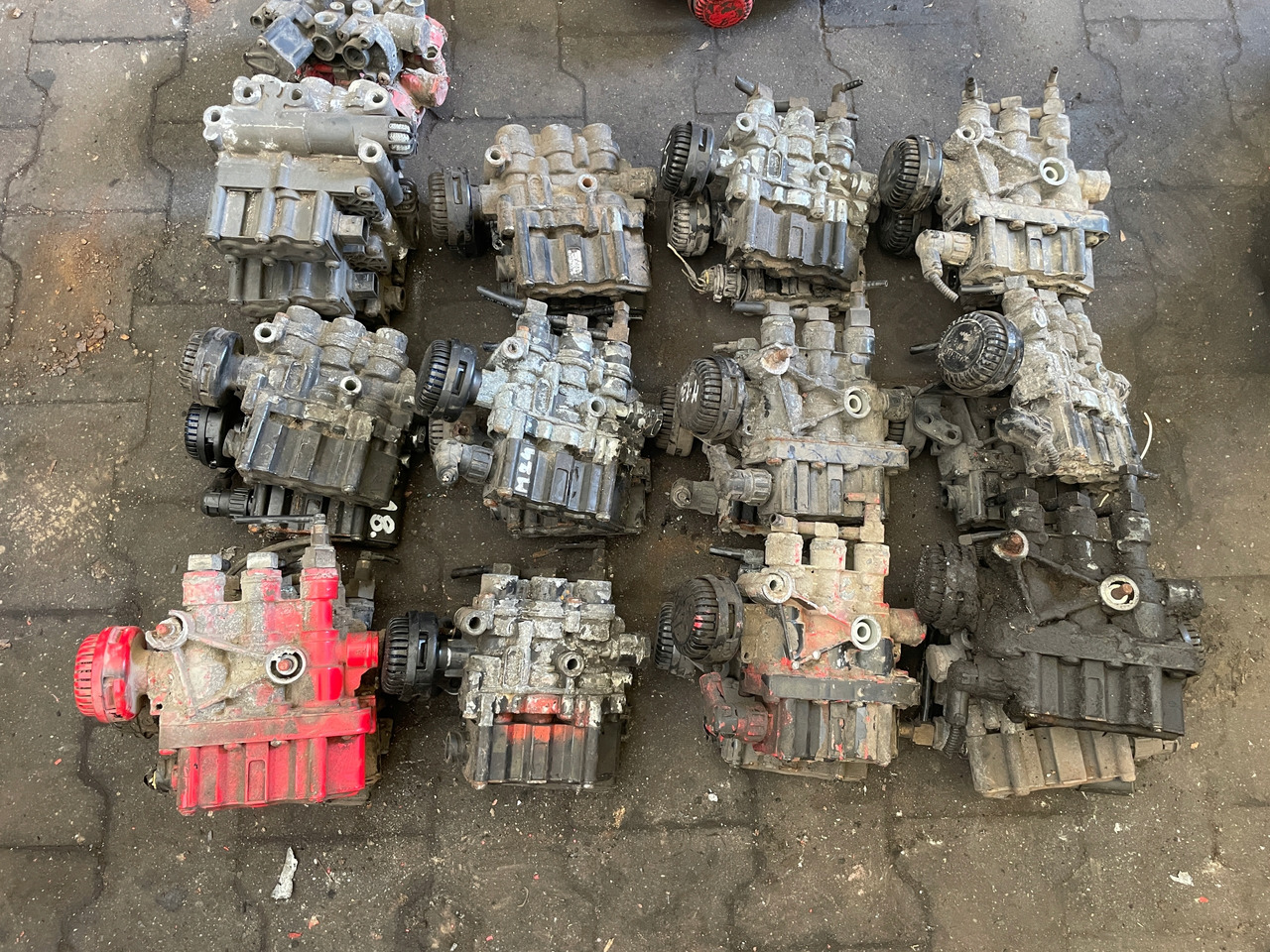 ZAWÓR PODUSZEK ECAS MAN TGA TGX TGS 4729000550 - Въздушно окачване за Камион: снимка 4 ZAWÓR PODUSZEK ECAS MAN TGA TGX TGS 4729000550 - Въздушно окачване за Камион: снимка 4