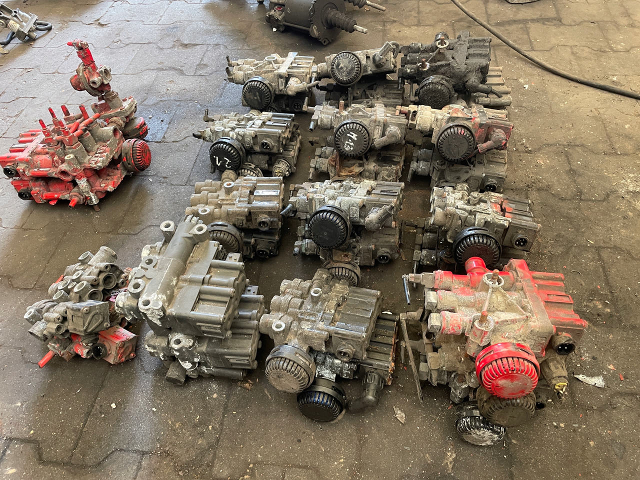 ZAWÓR PODUSZEK ECAS MAN TGA TGX TGS 4729000550 - Въздушно окачване за Камион: снимка 5 ZAWÓR PODUSZEK ECAS MAN TGA TGX TGS 4729000550 - Въздушно окачване за Камион: снимка 5