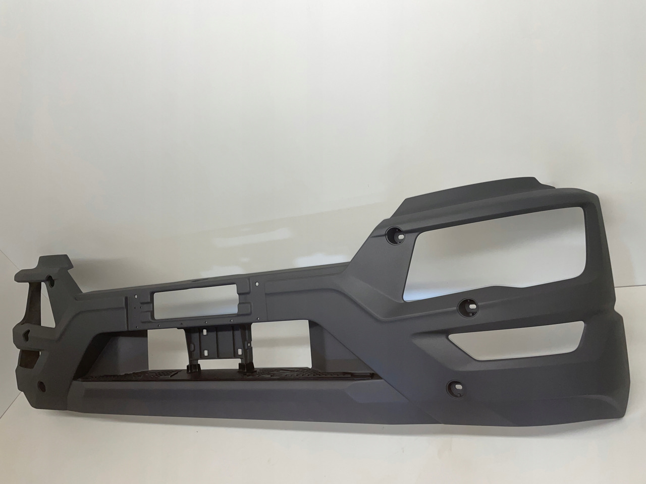 ZDERZAK MAN TGM 20- SZARY BEZ DZIUR 81416140126 - Каросерия и екстериор за Камион: снимка 3 ZDERZAK MAN TGM 20- SZARY BEZ DZIUR 81416140126 - Каросерия и екстериор за Камион: снимка 3