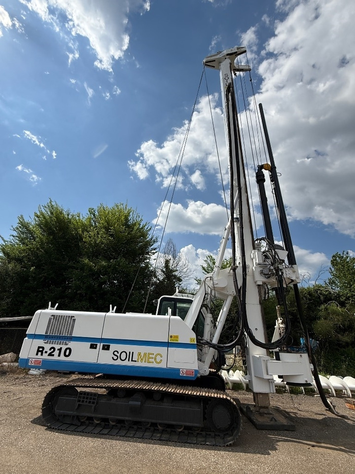 Soilmec R 210 - Машина за набиване: снимка 1 Soilmec R 210 - Машина за набиване: снимка 1