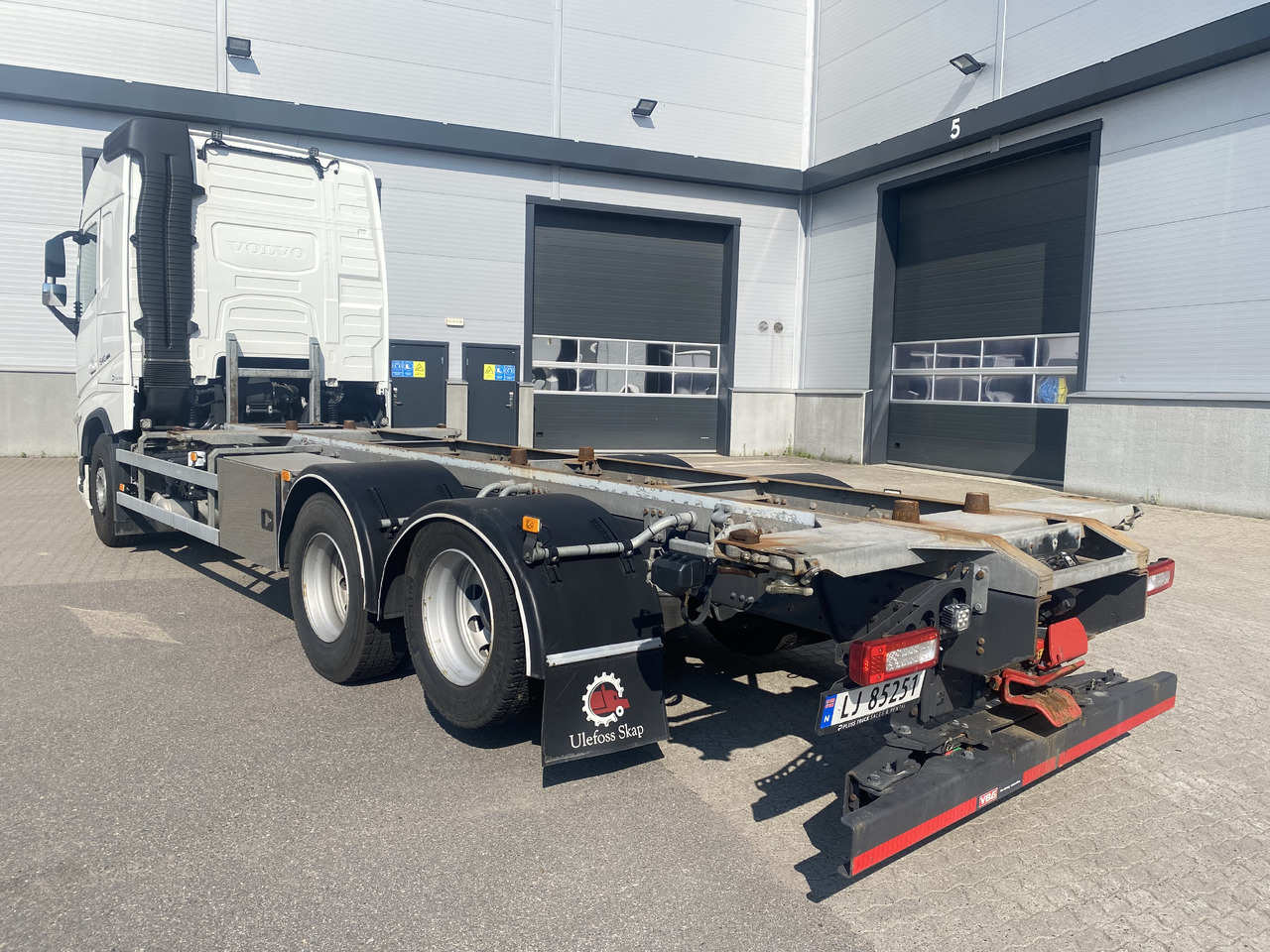 Volvo FH 540 - Контейнеровоз/ Сменна каросерия камион: снимка 4 Volvo FH 540 - Контейнеровоз/ Сменна каросерия камион: снимка 4