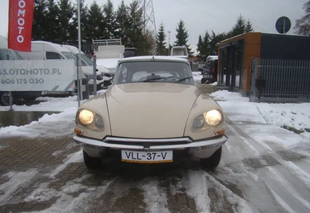 Citroën DS - Седан: снимка 3 Citroën DS - Седан: снимка 3