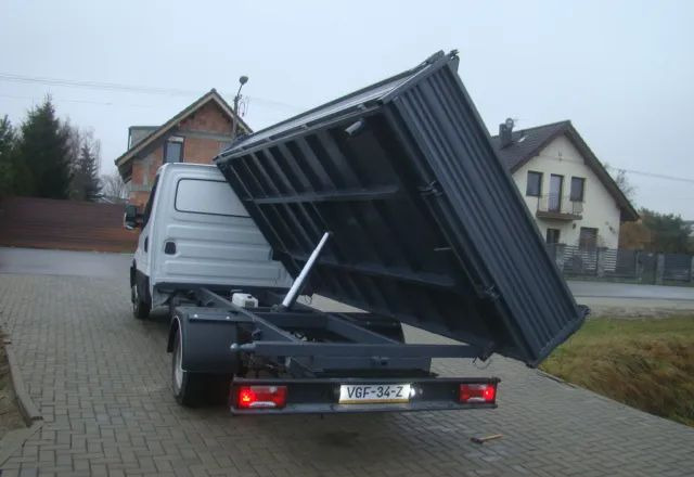 Iveco DAILY 50 C 17 3.0TDI WYWROTKA 4.70M 3.5T KLIMATRONIK - Бус самосвал: снимка 5 Iveco DAILY 50 C 17 3.0TDI WYWROTKA 4.70M 3.5T KLIMATRONIK - Бус самосвал: снимка 5