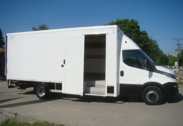 Iveco DAILY 70 C 18 3.0TDI 5.45M WINDA 1000KG - Лекотоварен автомобил фургон: снимка 4 Iveco DAILY 70 C 18 3.0TDI 5.45M WINDA 1000KG - Лекотоварен автомобил фургон: снимка 4