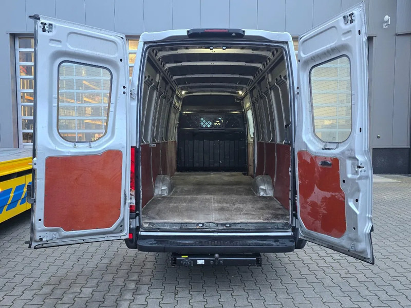 Iveco Daily 35S16 - Товарен бус: снимка 3 Iveco Daily 35S16 - Товарен бус: снимка 3