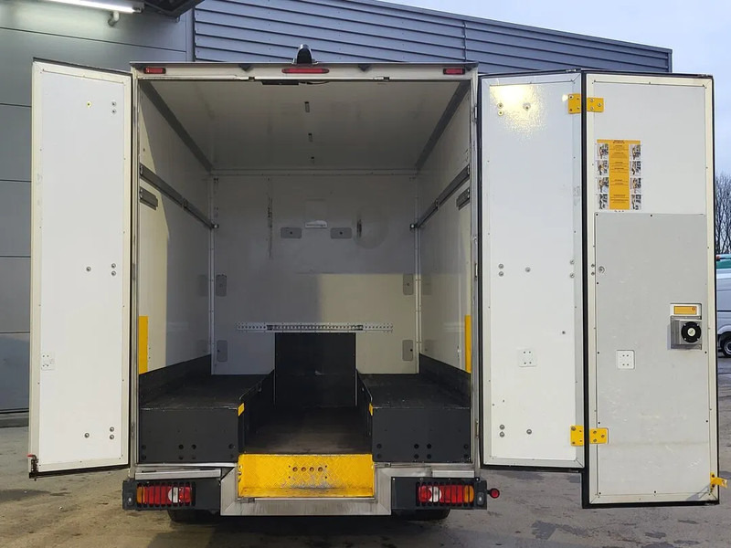 Renault Master - Товарен бус: снимка 3 Renault Master - Товарен бус: снимка 3