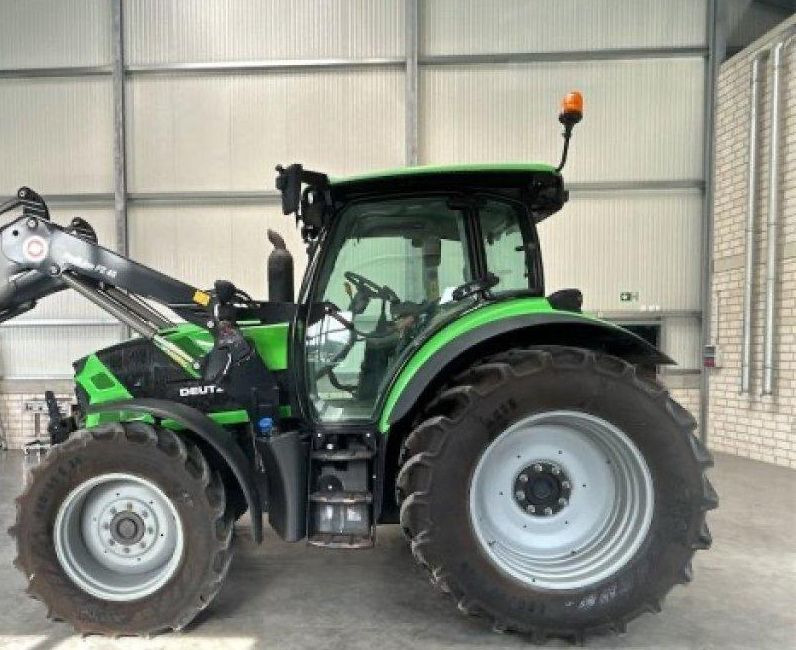 Deutz-Fahr 6130 TTV - Трактор: снимка 3 Deutz-Fahr 6130 TTV - Трактор: снимка 3