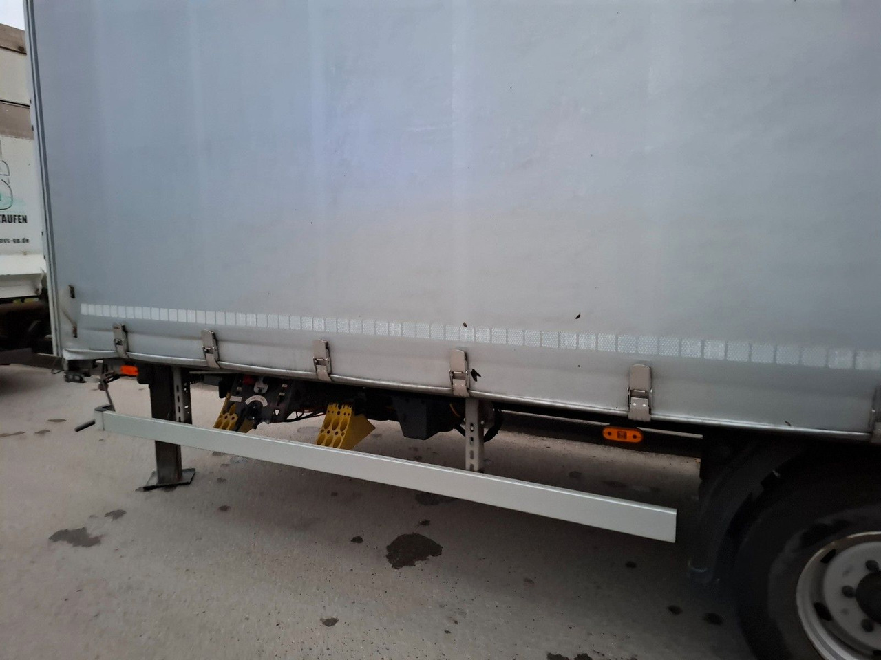 Fliegl TKF 118, Schiebeplane, Durchlader, Luft, - Брезентово ремарке: снимка 4 Fliegl TKF 118, Schiebeplane, Durchlader, Luft, - Брезентово ремарке: снимка 4