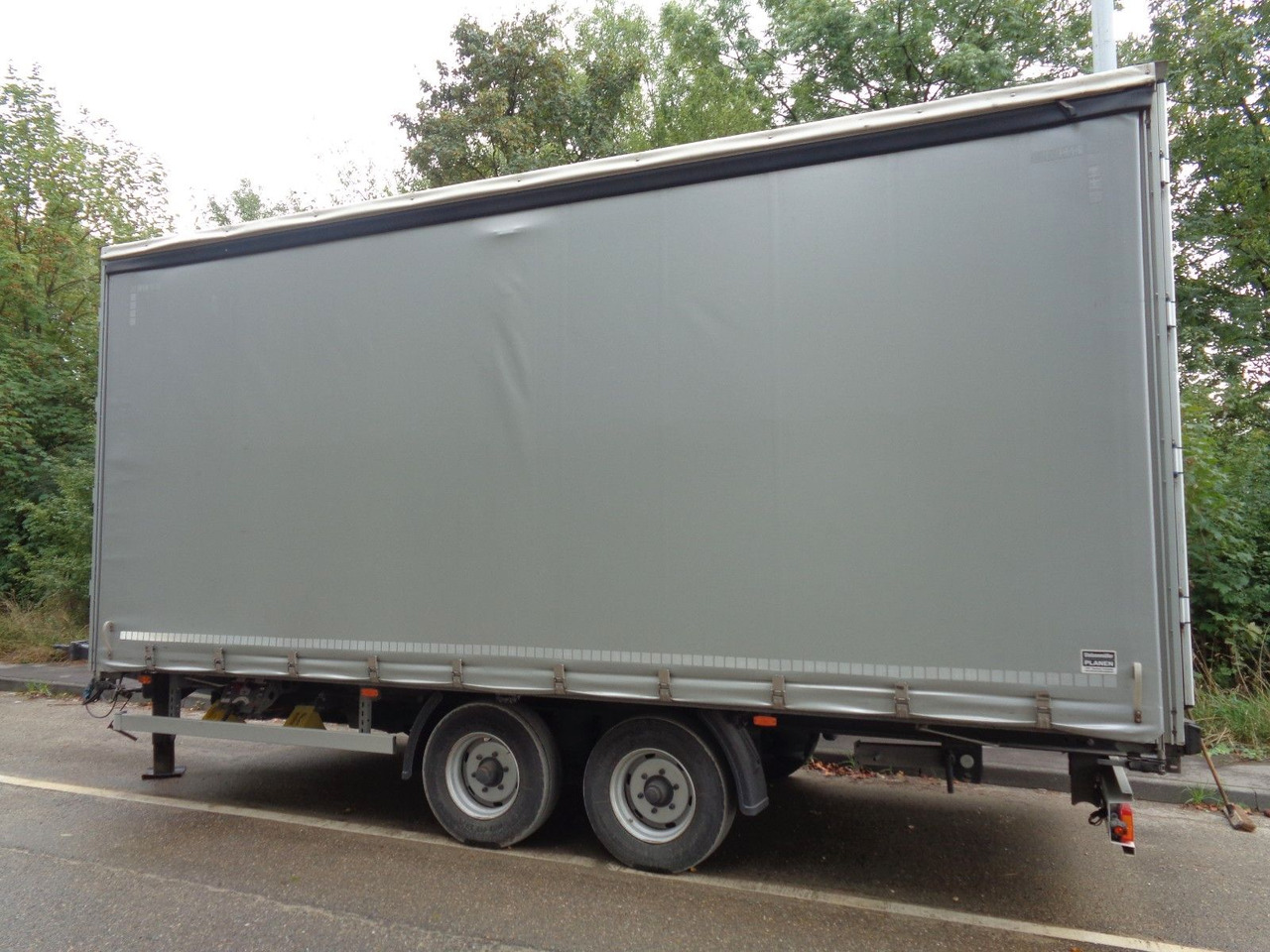 Fliegl TKF118 - Брезентово ремарке: снимка 1 Fliegl TKF118 - Брезентово ремарке: снимка 1