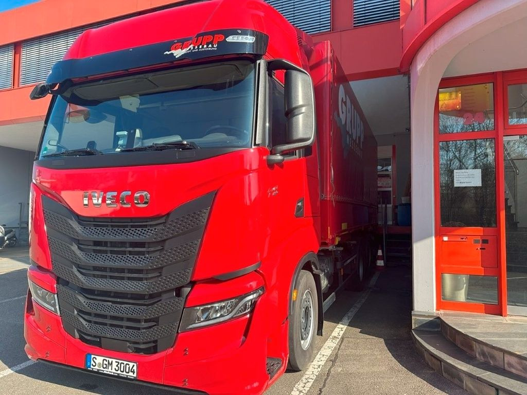 Iveco AS 260SY/FS CM - Контейнеровоз/ Сменна каросерия камион: снимка 4 Iveco AS 260SY/FS CM - Контейнеровоз/ Сменна каросерия камион: снимка 4