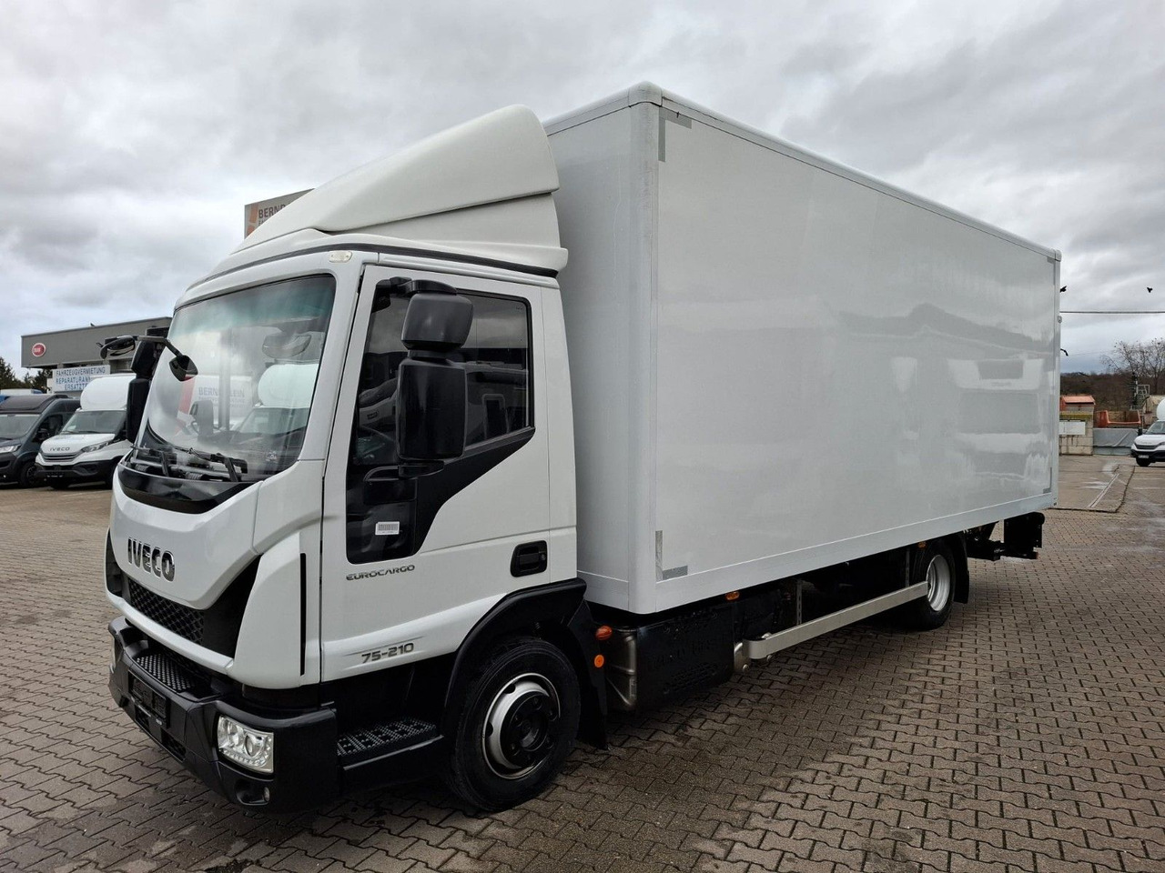 Лекотоварен автомобил фургон Iveco ML75-210P, Koffer, LBW, Klima, Luft,..: снимка 1