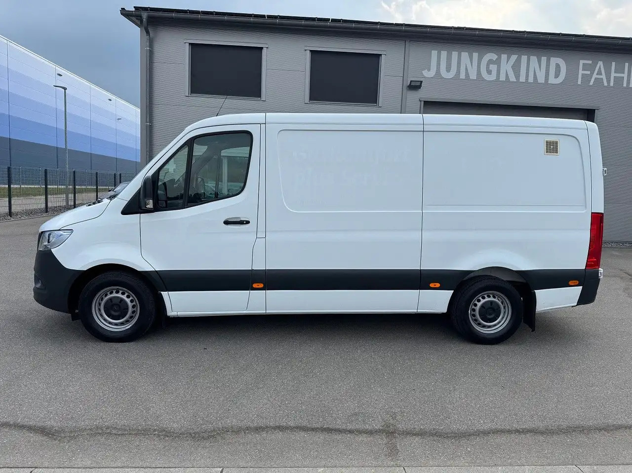 Mercedes-Benz Sprinter 316 CDI Flach Lang Klima MBUX - Товарен бус: снимка 3 Mercedes-Benz Sprinter 316 CDI Flach Lang Klima MBUX - Товарен бус: снимка 3