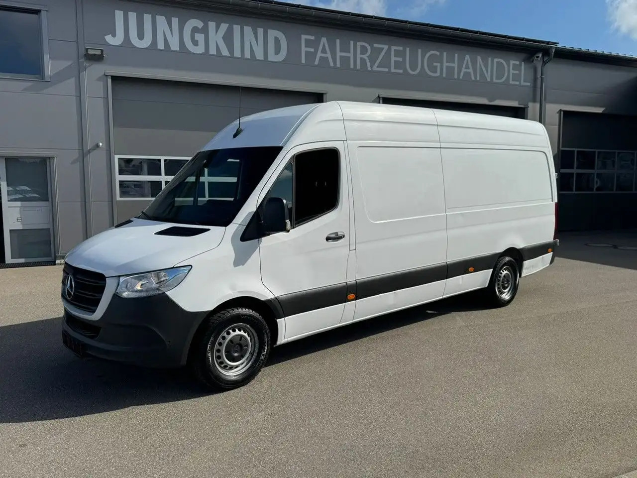 Mercedes-Benz Sprinter 316 CDI Maxi Lang Klima MBUX - Товарен бус: снимка 2 Mercedes-Benz Sprinter 316 CDI Maxi Lang Klima MBUX - Товарен бус: снимка 2