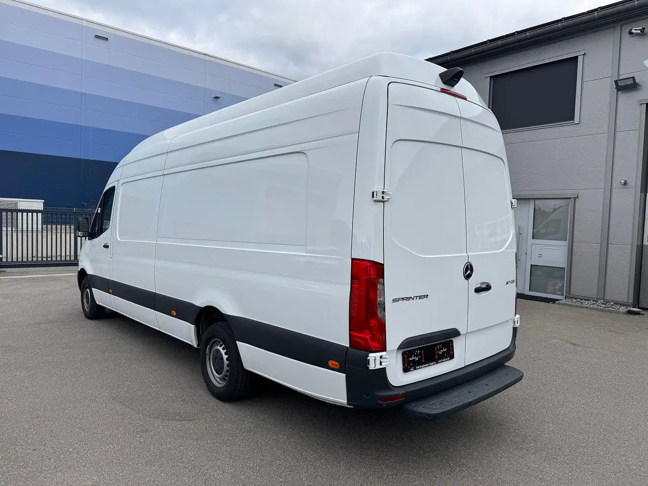 Mercedes-Benz Sprinter 317 CDI Maxi Lang Extralang XXL MBUX - Товарен бус: снимка 5 Mercedes-Benz Sprinter 317 CDI Maxi Lang Extralang XXL MBUX - Товарен бус: снимка 5