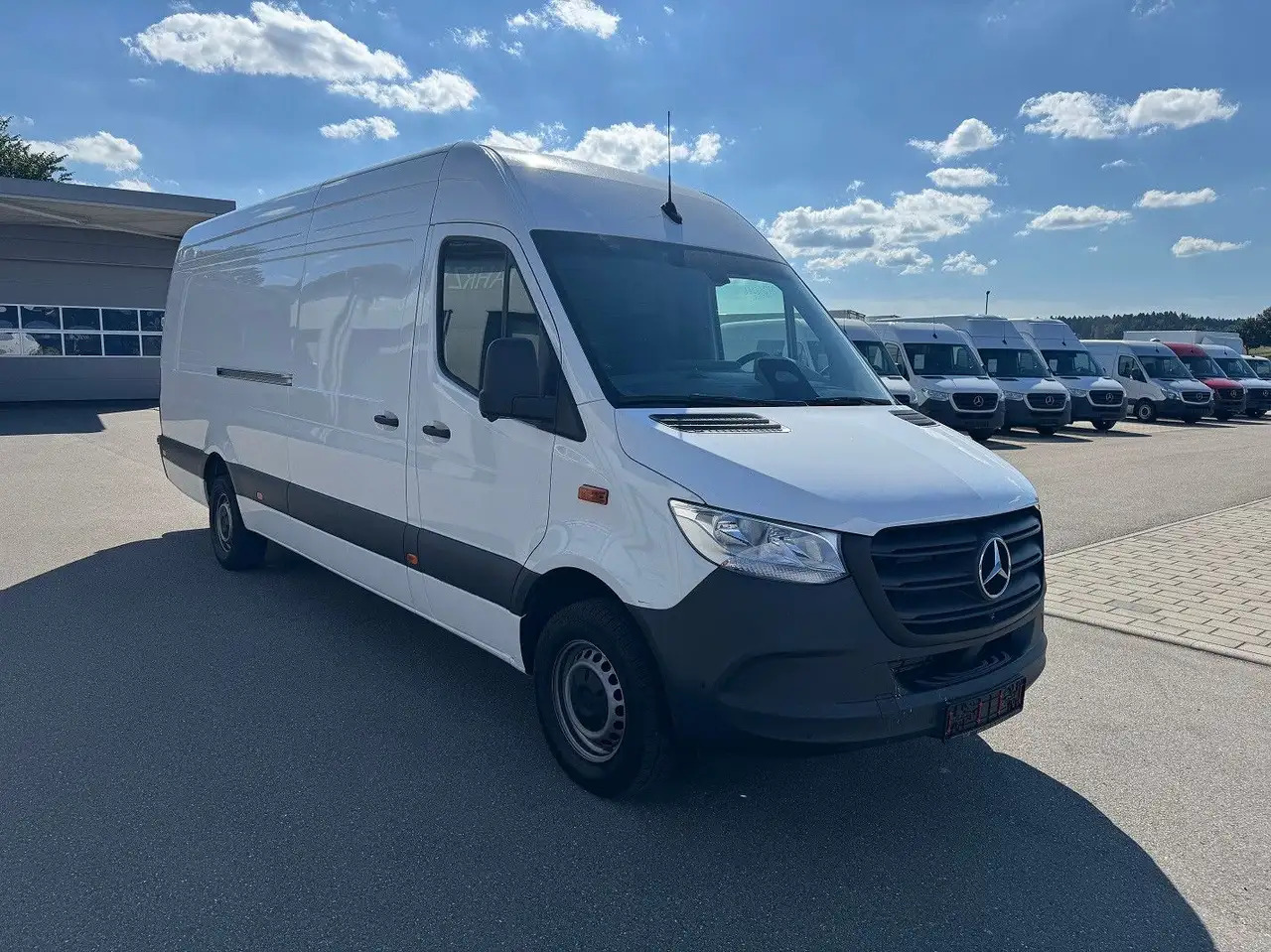 Mercedes-Benz Sprinter 317 CDI Maxi Lang XXL Extralang MBUX - Товарен бус: снимка 2 Mercedes-Benz Sprinter 317 CDI Maxi Lang XXL Extralang MBUX - Товарен бус: снимка 2