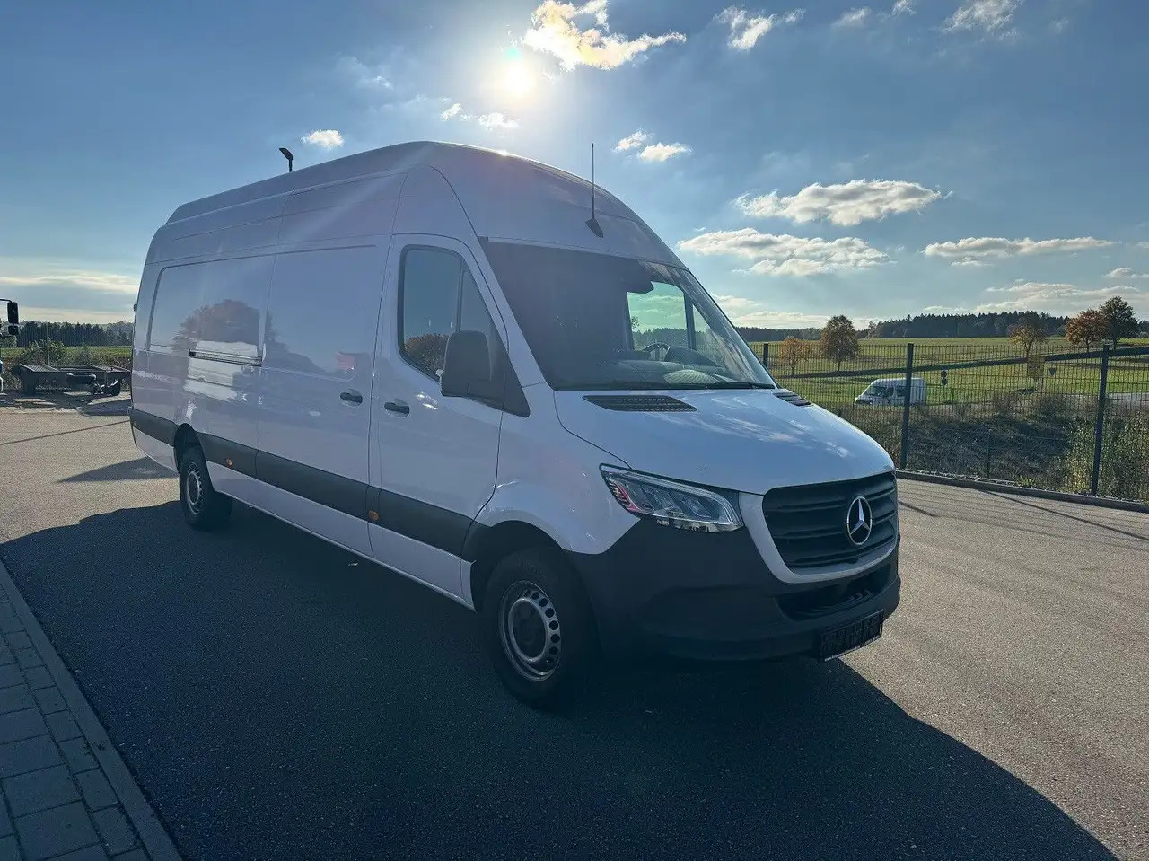 Mercedes-Benz Sprinter 319 CDI Maxi Lang Extralang XXL LED - Товарен бус: снимка 2 Mercedes-Benz Sprinter 319 CDI Maxi Lang Extralang XXL LED - Товарен бус: снимка 2