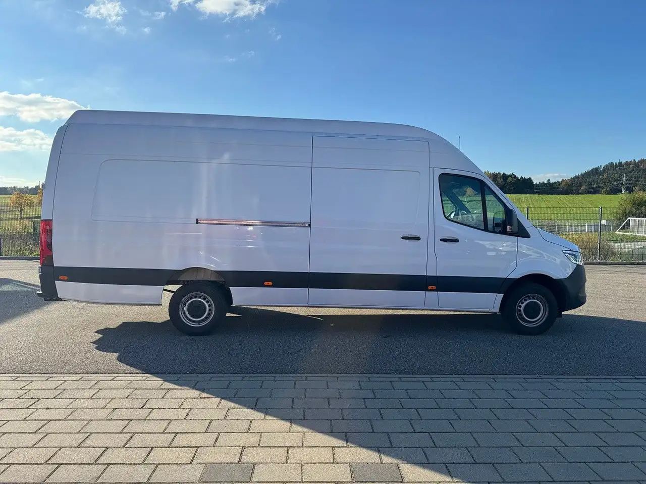 Mercedes-Benz Sprinter 319 CDI Maxi Lang Extralang XXL LED - Товарен бус: снимка 4 Mercedes-Benz Sprinter 319 CDI Maxi Lang Extralang XXL LED - Товарен бус: снимка 4