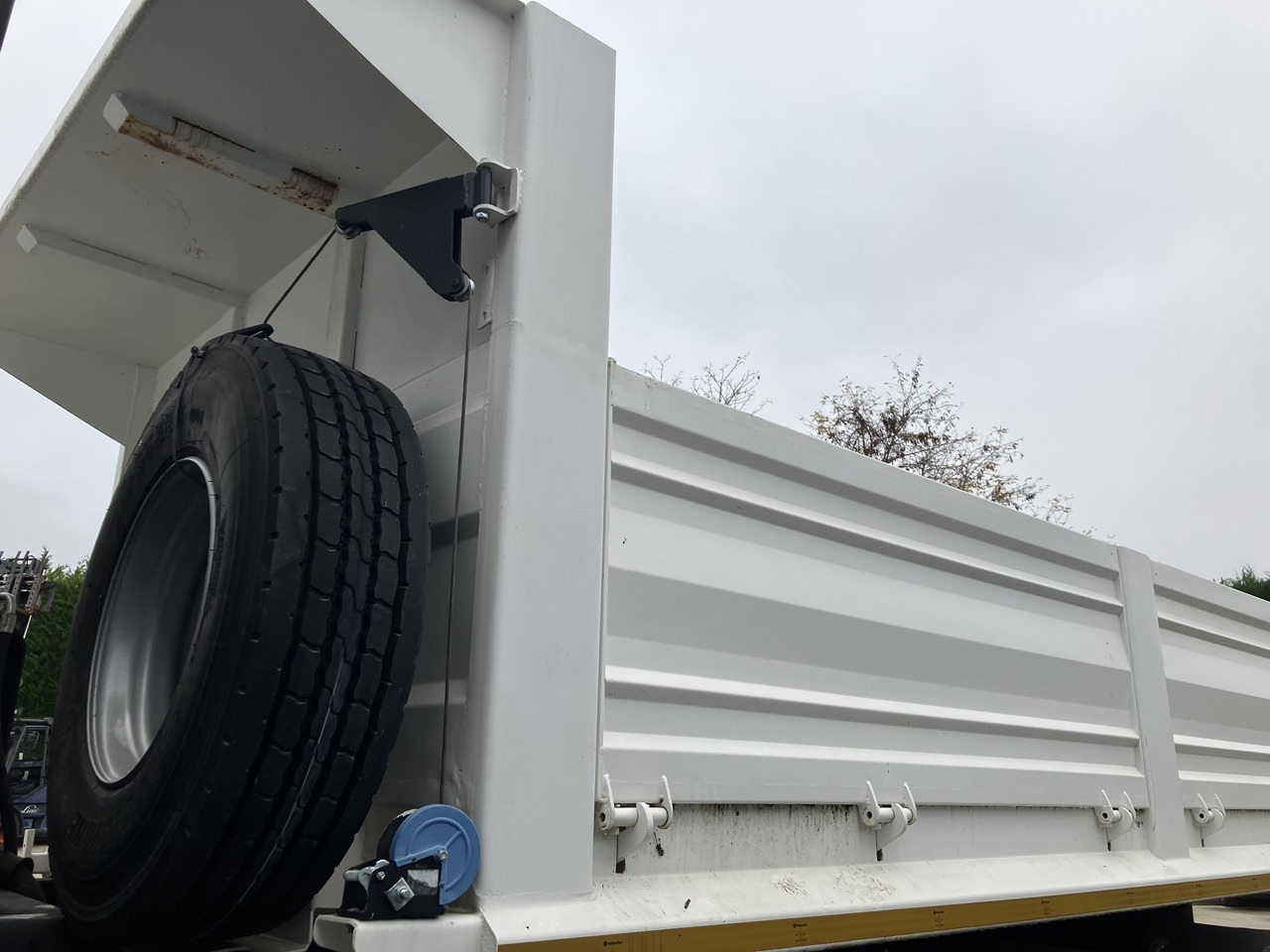 10m3 - Самосвална надстройка: снимка 4 10m3 - Самосвална надстройка: снимка 4