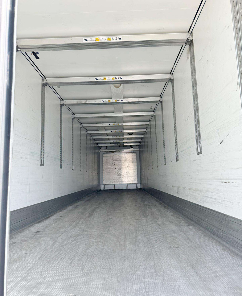 Лизинг на Schmitz CARRIER VECTOR 1550 Schmitz CARRIER VECTOR 1550: снимка 6 Лизинг на Schmitz CARRIER VECTOR 1550 Schmitz CARRIER VECTOR 1550: снимка 6