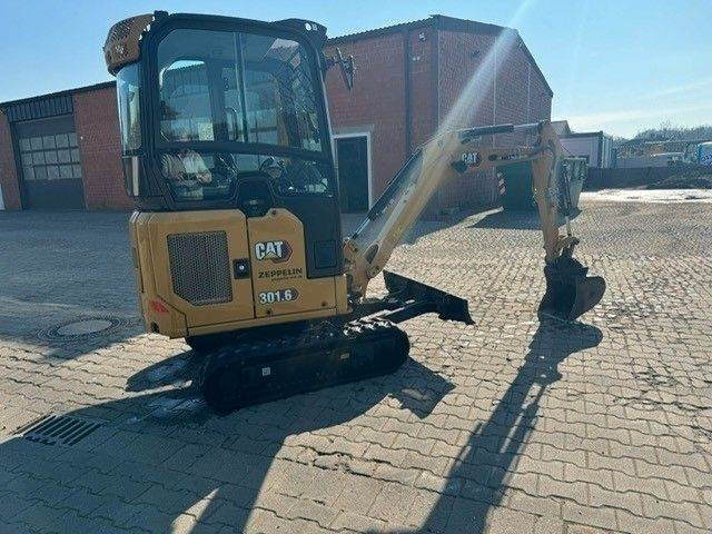 CAT 301.6 - Мини багер: снимка 5 CAT 301.6 - Мини багер: снимка 5