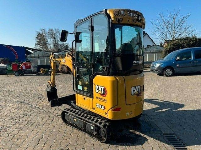 CAT 301.6 - Мини багер: снимка 4 CAT 301.6 - Мини багер: снимка 4