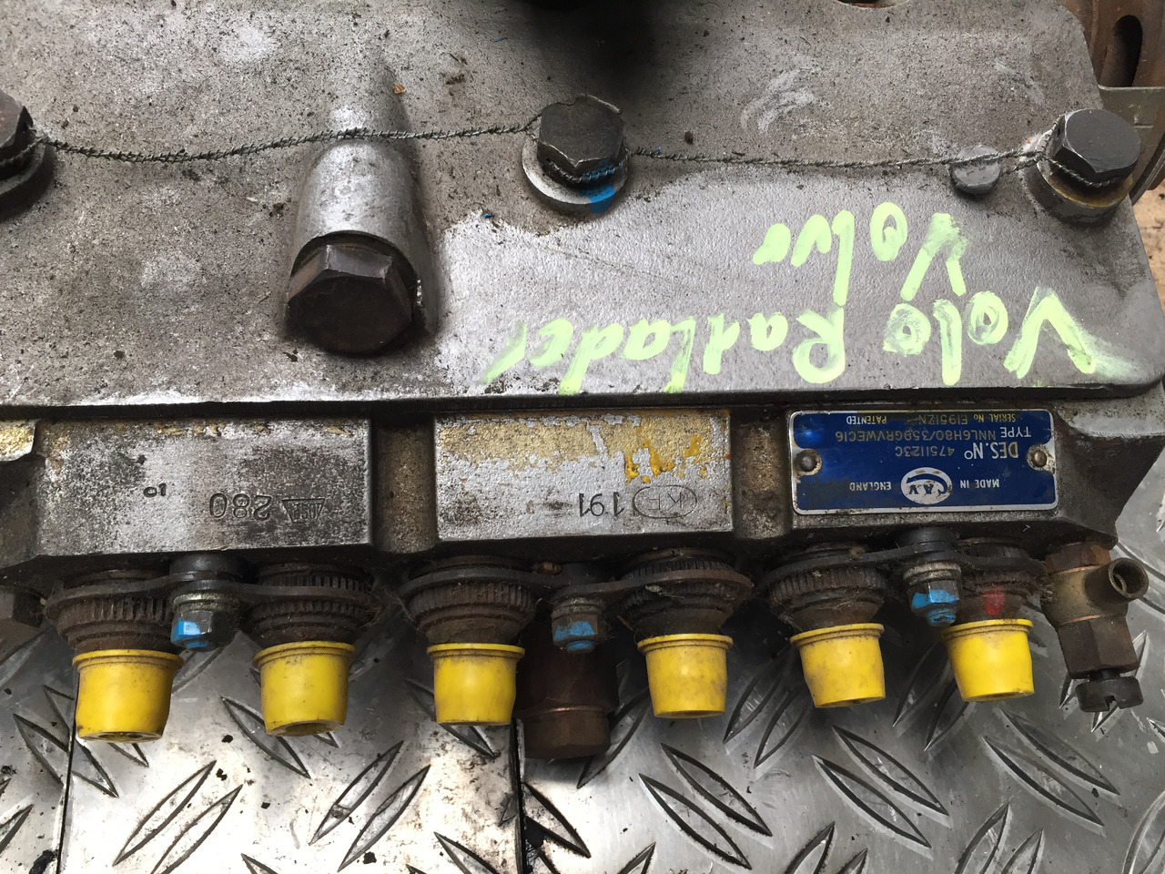 Горивна помпа за Камион Gebrauchte Einspritzpumpe VOLVO Radlader, Typ : NNL6H80 / 359GRVWECI6: снимка 9 Горивна помпа за Камион Gebrauchte Einspritzpumpe VOLVO Radlader, Typ : NNL6H80 / 359GRVWECI6: снимка 9