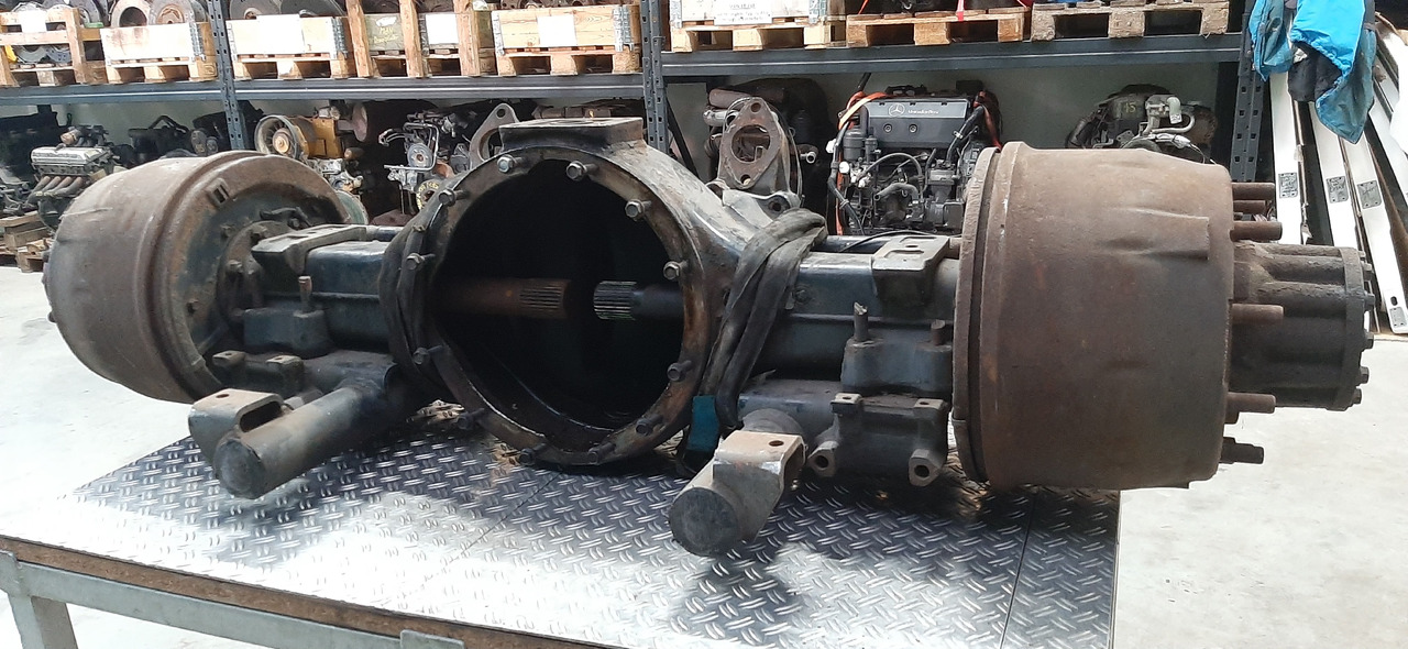 Gebrauchte MAN 18.272 Hypoidachse, HY 11 75 ( Achskörper ), Artikel - Nr. : 81.99999 - 9999 - Задна ос за Камион: снимка 4 Gebrauchte MAN 18.272 Hypoidachse, HY 11 75 ( Achskörper ), Artikel - Nr. : 81.99999 - 9999 - Задна ос за Камион: снимка 4