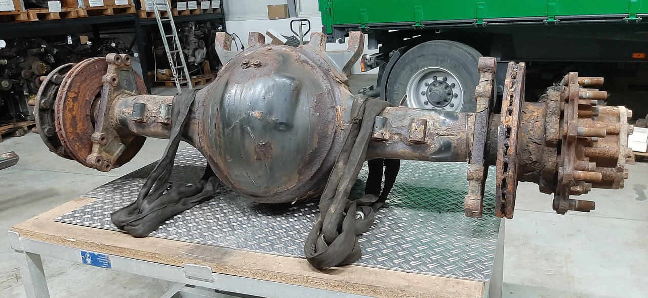 Gebrauchte MAN TGA 18.430 Hypoidachse, 13 Tonnen, Artikel - Nr. : 81.35010 - 6254 - Задна ос за Камион: снимка 3 Gebrauchte MAN TGA 18.430 Hypoidachse, 13 Tonnen, Artikel - Nr. : 81.35010 - 6254 - Задна ос за Камион: снимка 3