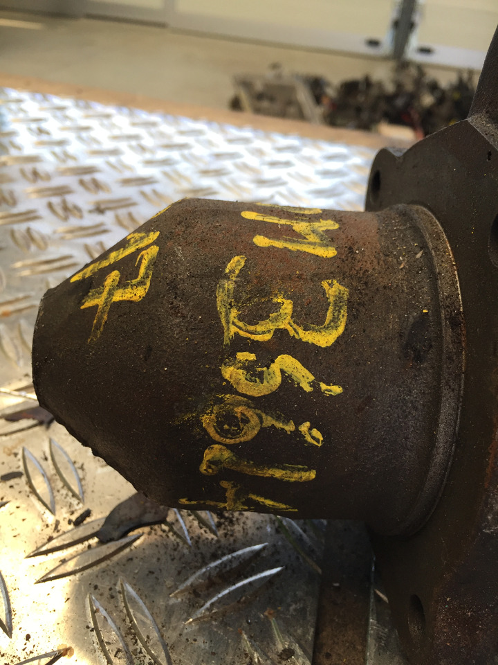 Gebrauchter Anlasser, MB 817 Motor Typ OM 366 LA, Bosch, Artikel - Nr. : 0 001 368 309 - Стартер за Камион: снимка 3 Gebrauchter Anlasser, MB 817 Motor Typ OM 366 LA, Bosch, Artikel - Nr. : 0 001 368 309 - Стартер за Камион: снимка 3