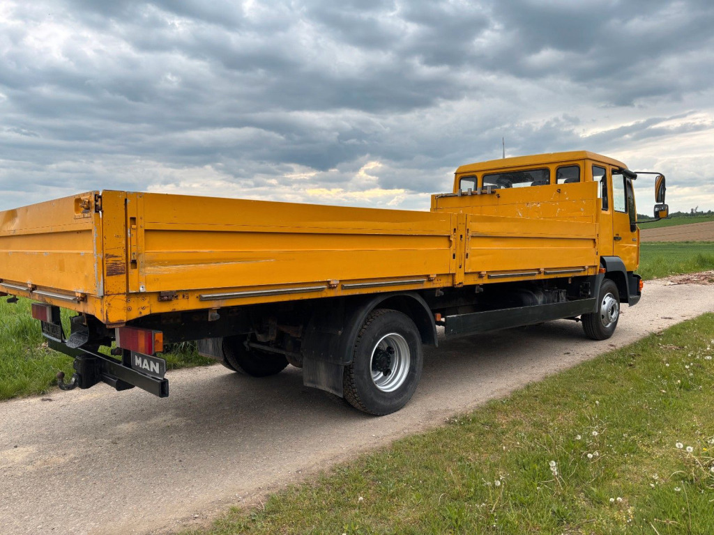MAN 8.224 L 2000 - Бордови камион: снимка 4 MAN 8.224 L 2000 - Бордови камион: снимка 4