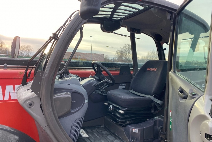 Телескопичен колесен товарач MANITOU MT 1840: снимка 8 Телескопичен колесен товарач MANITOU MT 1840: снимка 8
