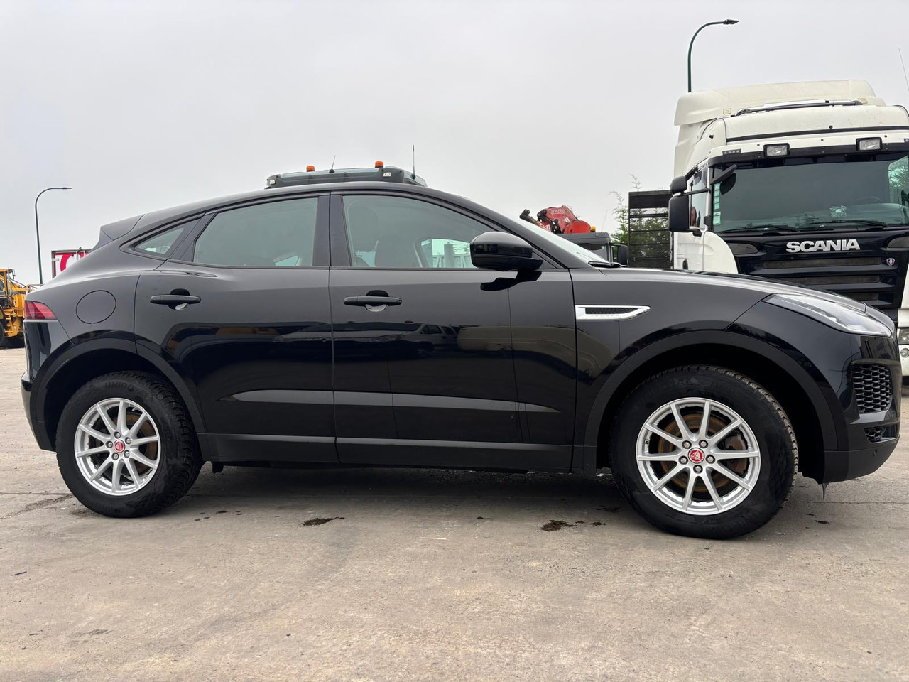 Jaguar E-Pace 150 - Джип: снимка 1 Jaguar E-Pace 150 - Джип: снимка 1
